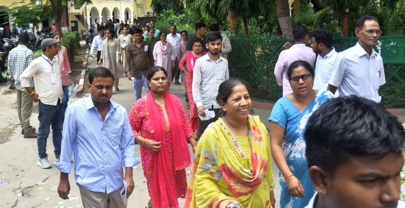 राजधानी के 46 केंद्रों पर उत्तर प्रदेश शिक्षक पात्रता परीक्षा (यूपीटीईटी) आयोजित हुई।