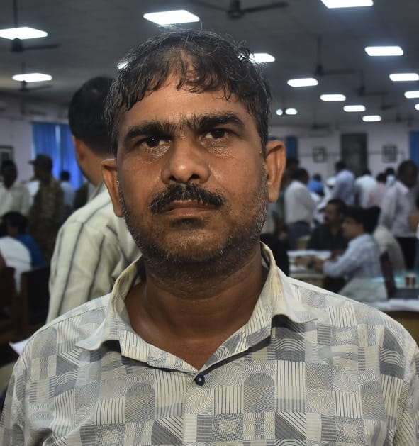 समाधान दिवस में नगर निगम पहुंचे लोग। समाधान दिवस में नगर निगम पहुंचे लोग।