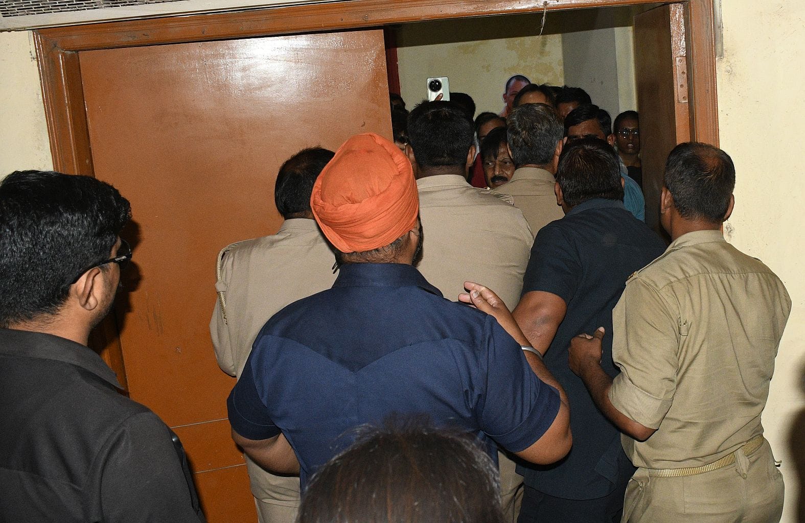 इंदिरा गांधी प्रतिष्ठान में आम महोत्सव का हुआ समापन। इंदिरा गांधी प्रतिष्ठान में आम महोत्सव का हुआ समापन।