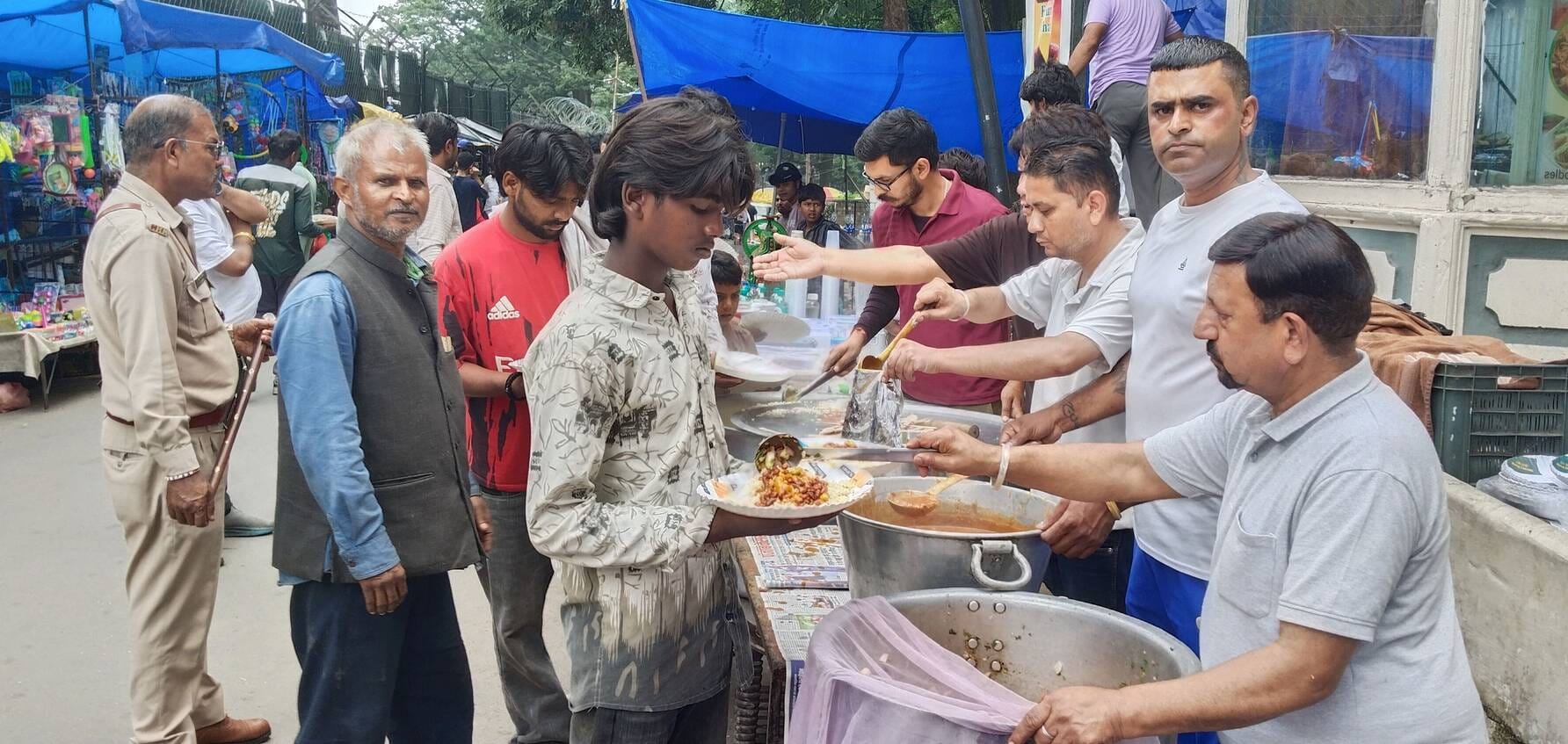 कसौली में मेले के आयोजन के दौरान उमड़ी लोगों व पर्यटकों की भीड़। संवाद कसौली में मेले के आयोजन के दौरान उमड़ी लोगों व पर्यटकों की भीड़। संवाद