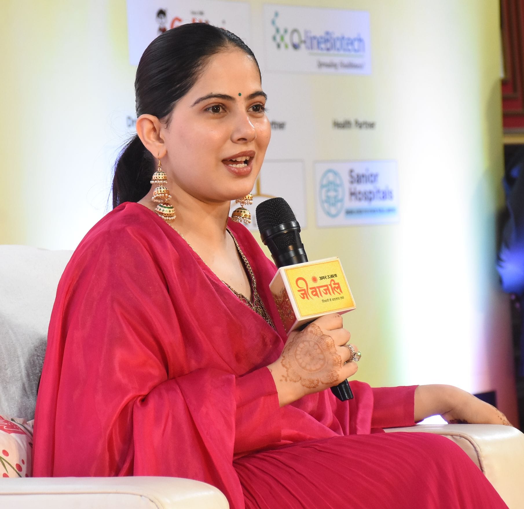 लखनऊ विश्वविद्यालय के मालवीय सभागार में आयोजित अमर उजाला जीवांजलि कार्यक्रम में प्रेरक वक्ता जय लखनऊ विश्वविद्यालय के मालवीय सभागार में आयोजित अमर उजाला जीवांजलि कार्यक्रम में प्रेरक वक्ता जय