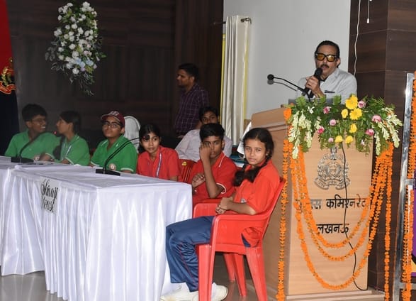 वामा सारथी ने रविवार को रिजर्व पुलिस लाइन में क्विज प्रतियोगिता आयोजित की। 