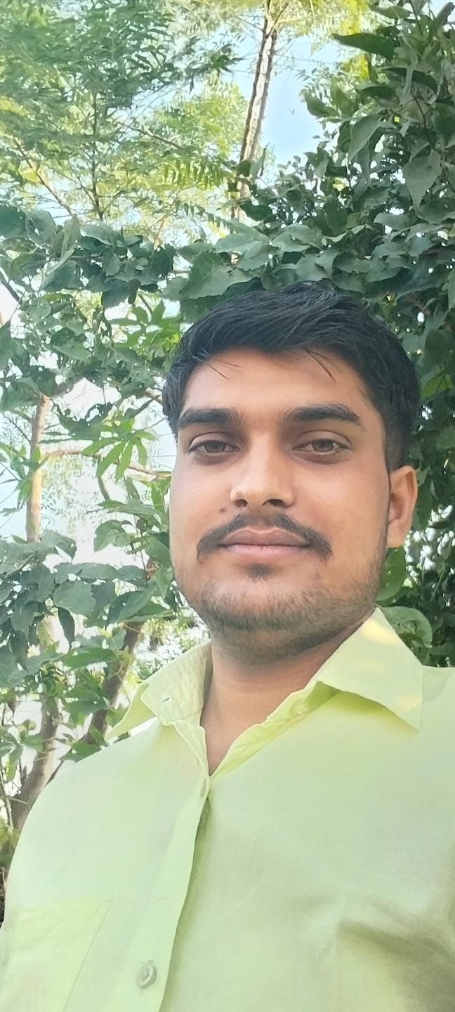 फोटो-19, बंद पड़ी गांव कुम्हरौर में पानी की टंकी। संवाद फोटो-19, बंद पड़ी गांव कुम्हरौर में पानी की टंकी। संवाद