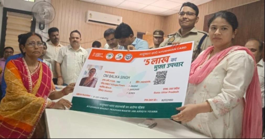 तरबगंज तहसील में संपूर्ण समाधान दिवस में जनसमस्याएं सुनतीं कमिश्नर व डीआईजी और सदर तहसील में ला तरबगंज तहसील में संपूर्ण समाधान दिवस में जनसमस्याएं सुनतीं कमिश्नर व डीआईजी और सदर तहसील में ला