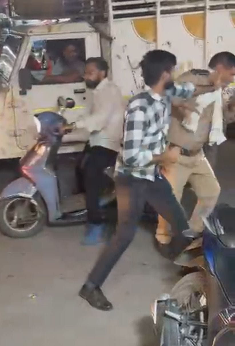 वायरल वीडियो की फुटेज। वायरल वीडियो की फुटेज।