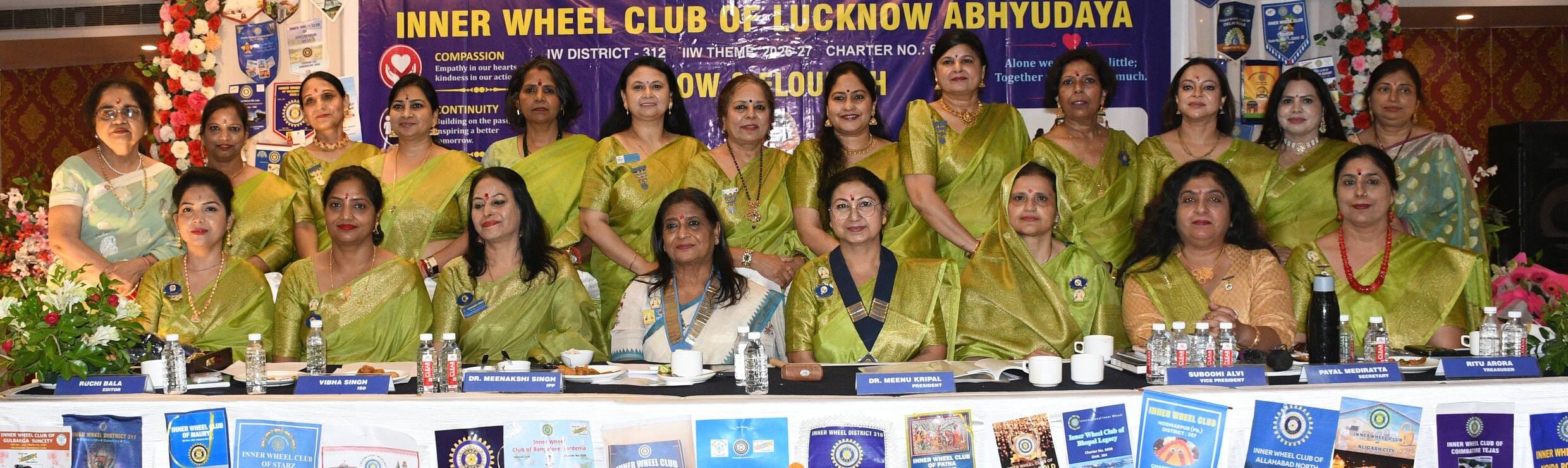 इनरव्हील क्लब ऑफ लखनऊ ''अभ्युदय'' की  नई कार्यकारिणी ने पदभार ग्रहण किया।