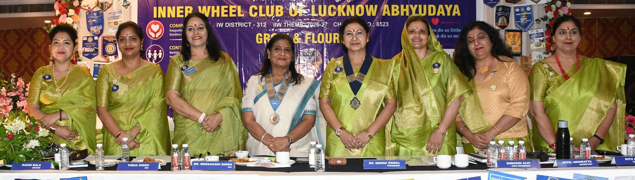 इनरव्हील क्लब ऑफ लखनऊ ''अभ्युदय'' की  नई कार्यकारिणी ने पदभार ग्रहण किया।