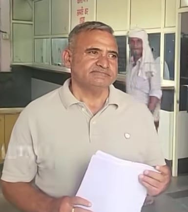 नगर परिषद में जांच के बाद नहीं मिली पोर्टल पर आईडी। नगर परिषद में जांच के बाद नहीं मिली पोर्टल पर आईडी।