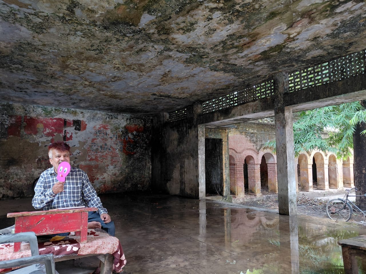 एआरटीओ कार्यालय में फिसलती दीवार। संवाद एआरटीओ कार्यालय में फिसलती दीवार। संवाद