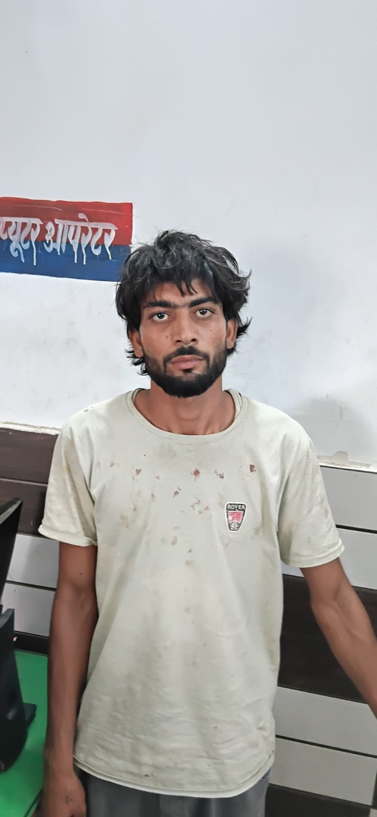 सरूरपुर। मोबाइल चोरी के आरोपी का फोटो। पुलिस