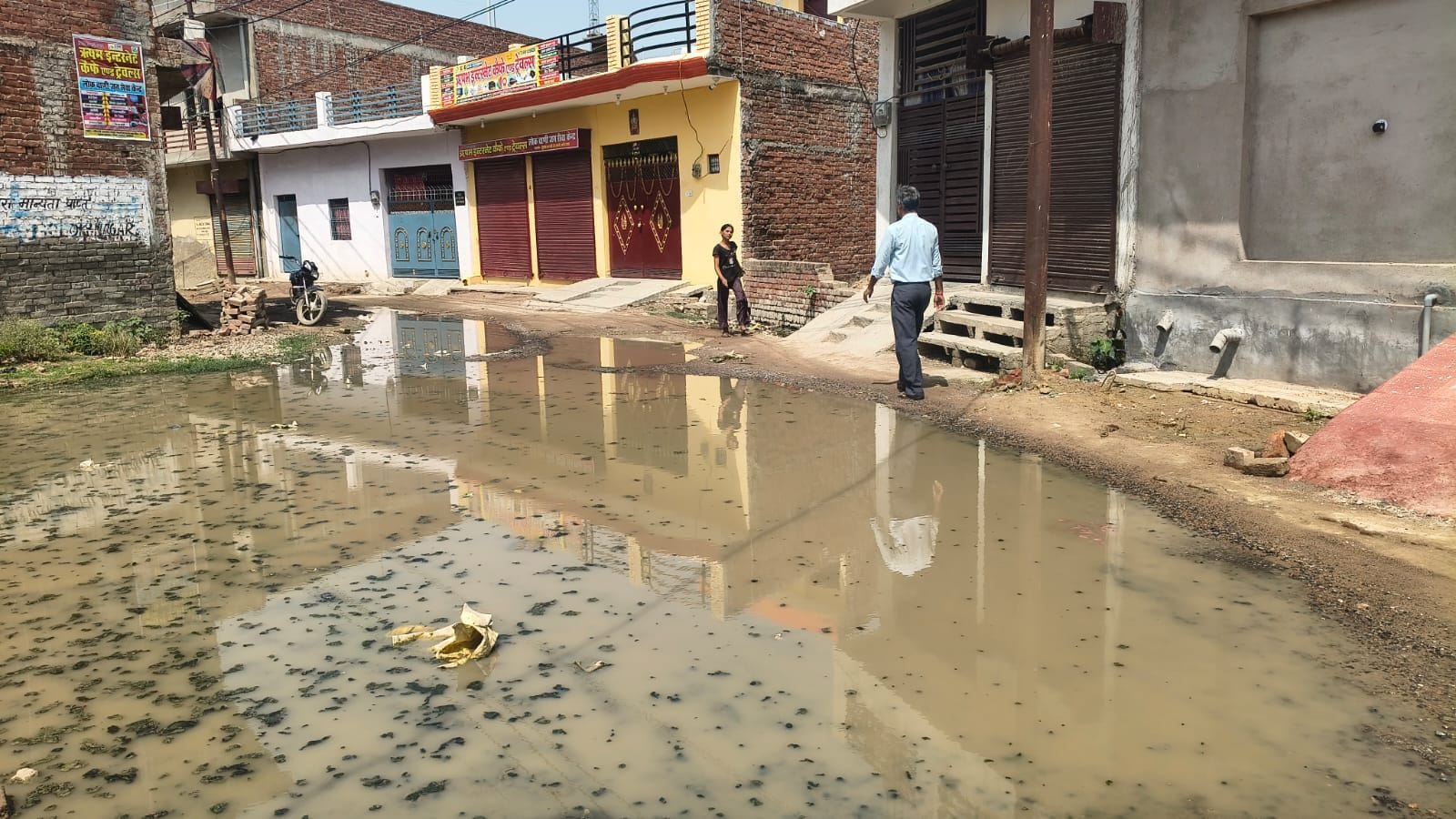 फोटो-24-लोकनगर से कब्बाखेड़ा जाने वाला खस्ताहाल मार्ग। संवाद फोटो-24-लोकनगर से कब्बाखेड़ा जाने वाला खस्ताहाल मार्ग। संवाद