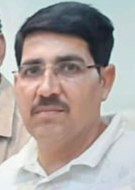 फोटो-24-लोकनगर से कब्बाखेड़ा जाने वाला खस्ताहाल मार्ग। संवाद फोटो-24-लोकनगर से कब्बाखेड़ा जाने वाला खस्ताहाल मार्ग। संवाद