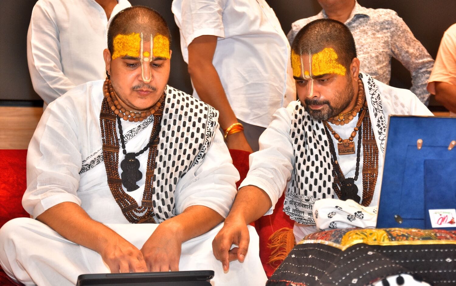 ब्रज-रस की अमृत वर्षा से सराबोर हुई राजधानी ब्रज-रस की अमृत वर्षा से सराबोर हुई राजधानी