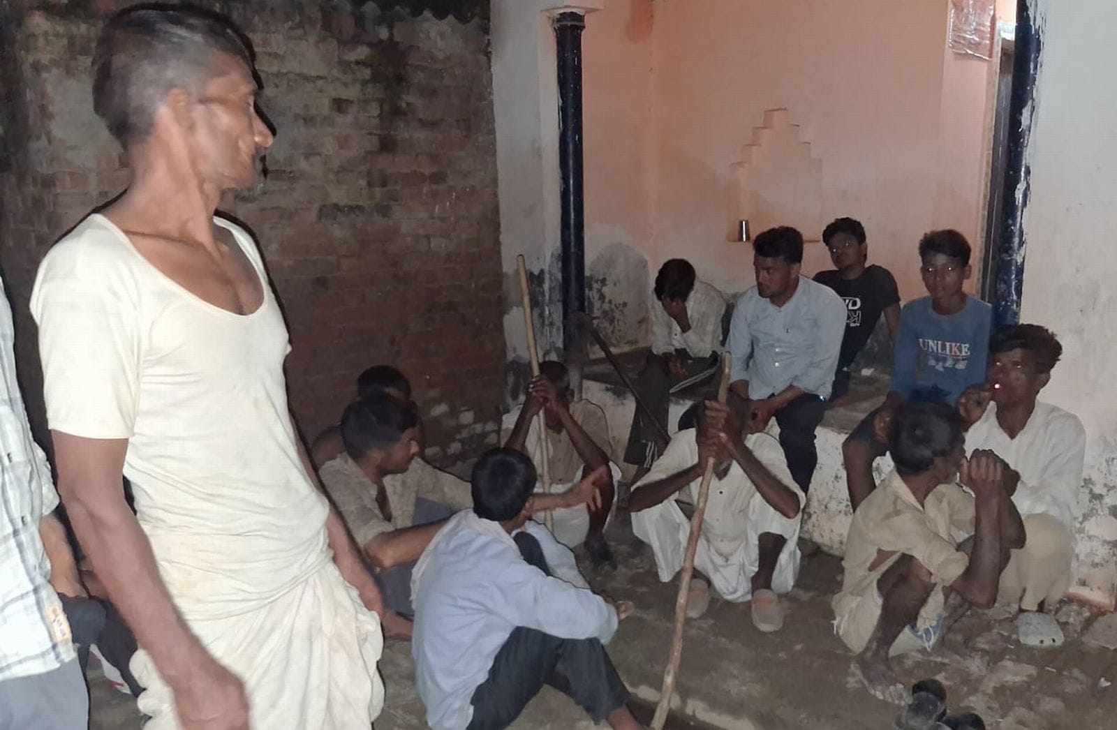 घटना के बाद मौके पर पहुंची पुलिस