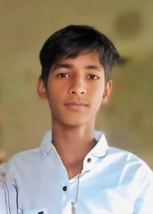 सादात थाना क्षेत्र के मलौरा गांव में समरसेबल के करंट की चपेट में आने से मौत की खबर में--------म सादात थाना क्षेत्र के मलौरा गांव में समरसेबल के करंट की चपेट में आने से मौत की खबर में--------म