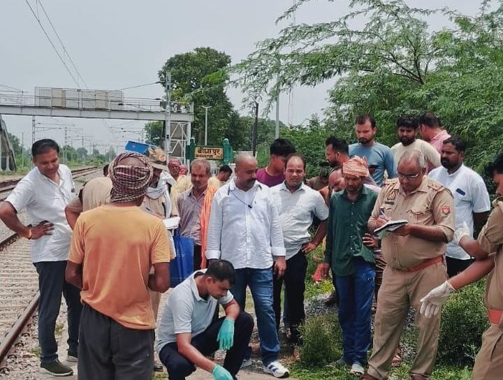 फोटो-10-रामनरेश रावत (फाइल फोटो) फोटो-10-रामनरेश रावत (फाइल फोटो)