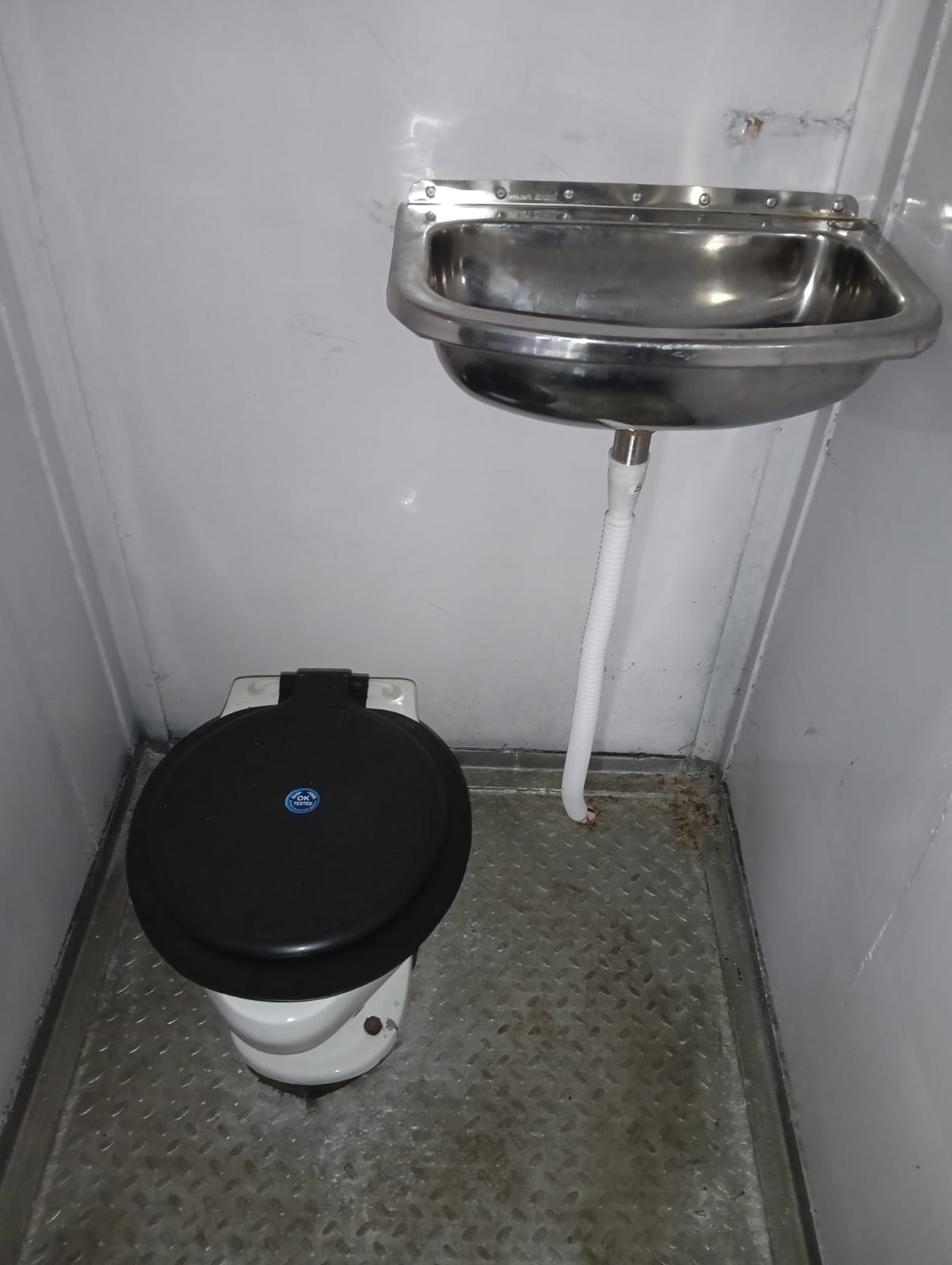 गोंडा डिपो में ब्रेकवान का आधुनिकीकरण, ट्रेन मैनेजरों को मिलेंगी बेहतर सुविधाएं गोंडा डिपो में ब्रेकवान का आधुनिकीकरण, ट्रेन मैनेजरों को मिलेंगी बेहतर सुविधाएं