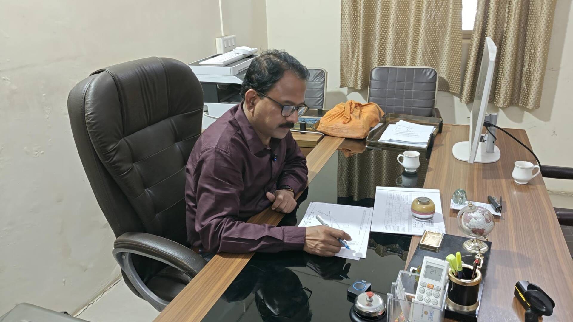 वाकणकर ब्रिज को 35 डिग्री घुमाने का मामला वाकणकर ब्रिज को 35 डिग्री घुमाने का मामला