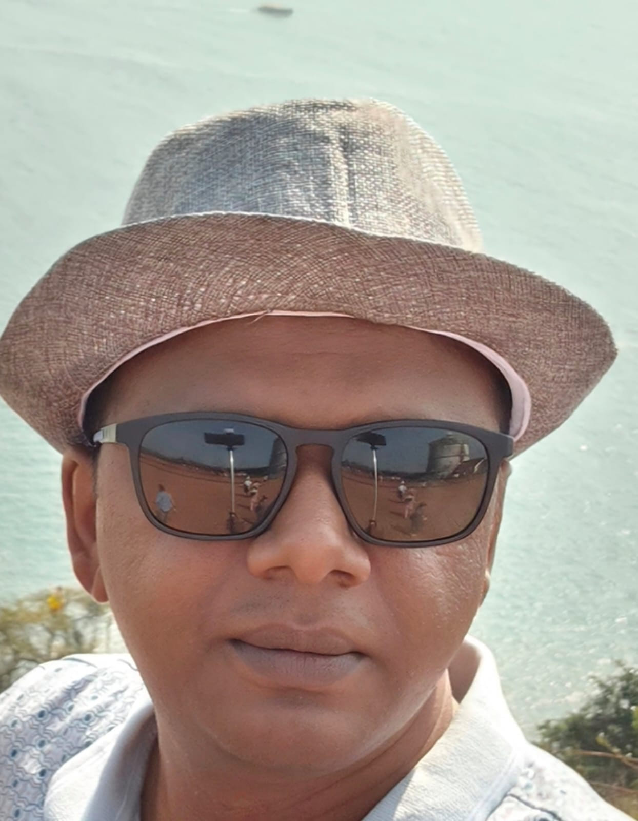 विवेक शर्मा विवेक शर्मा