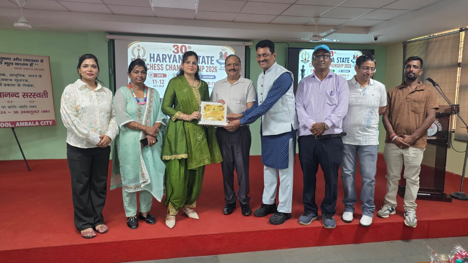 अंबाला सिटी के पुलिस डीएवी पब्लिक स्कूल में शतरंज में हाथ आजमाते खिलाड़ी। प्रवक्ता