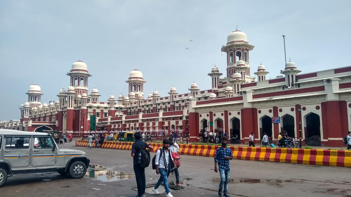 चारबाग रेलवे स्टेशन। चारबाग रेलवे स्टेशन।