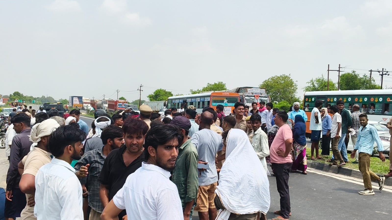 फोटो17 मीरा देवी का फाइल फोटो