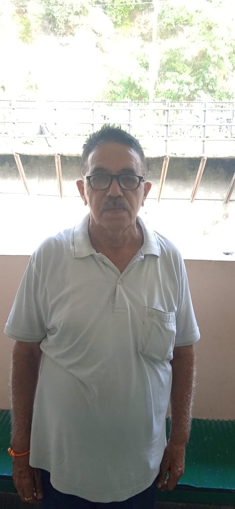 निर्माणाधीन शिमला-मटौर फोरलेन पर विनायकघाट के पास सड़क की हालत और लगा जाम। संवाद