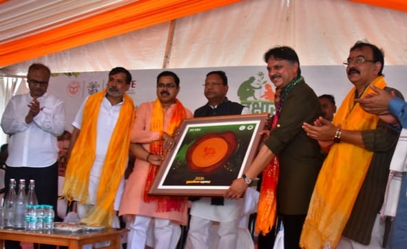 राजधानी में आम नागरिकों ने पौधरोपण कर अभियान को जनभागीदारी का उत्सव बना दिया। राजधानी में आम नागरिकों ने पौधरोपण कर अभियान को जनभागीदारी का उत्सव बना दिया।