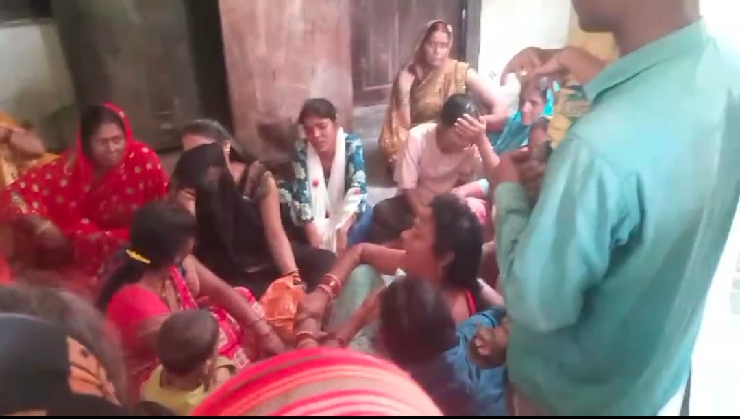 मृतक सुरेंद्र यादव की फाइल फोटो। मृतक सुरेंद्र यादव की फाइल फोटो।