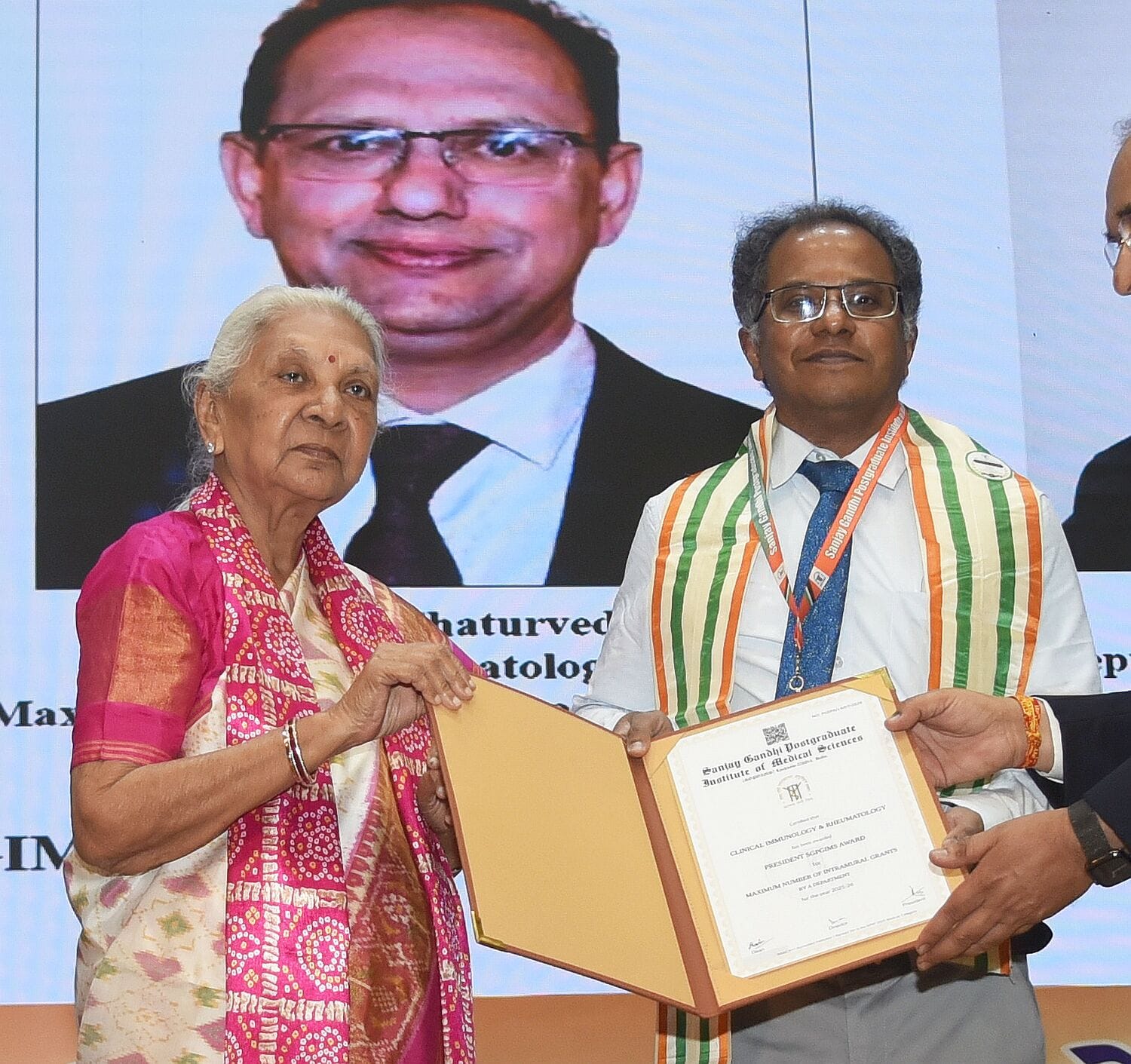 एसजीपीजीआई के दीक्षांत समारोह में 279 विद्यार्थियों को मिली डिग्री।