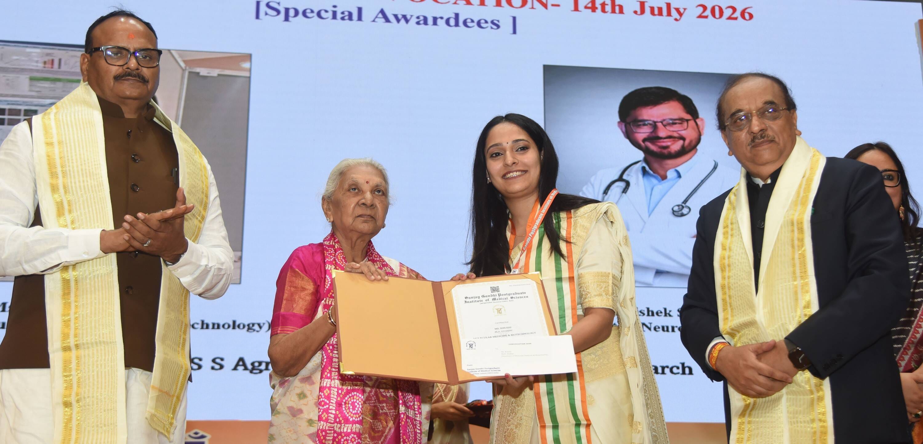 एसजीपीजीआई के दीक्षांत समारोह में 279 विद्यार्थियों को मिली डिग्री।