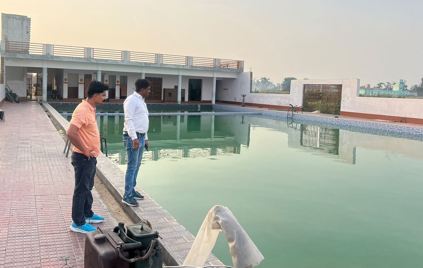 फोटो - 28 अमांपुर क्षेत्र में संचालित स्विंग पुल। स्रोत : संवाद फोटो - 28 अमांपुर क्षेत्र में संचालित स्विंग पुल। स्रोत : संवाद