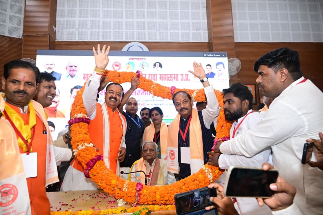वरिष्ठ समाजसेवियों का हुआ सम्मान