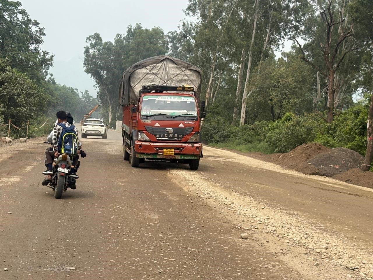 नजीबाबाद-बड़िया क्षेत्र में निर्माणाधीन टोल प्लाजा। संवाद नजीबाबाद-बड़िया क्षेत्र में निर्माणाधीन टोल प्लाजा। संवाद