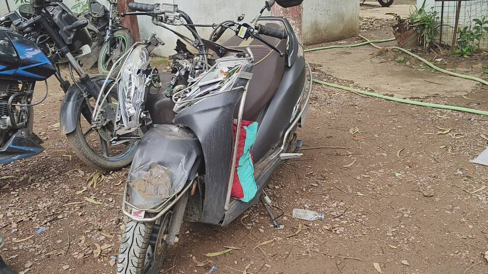सड़क हादसो में स्कूटी सवार 4 लोगों की मौत।