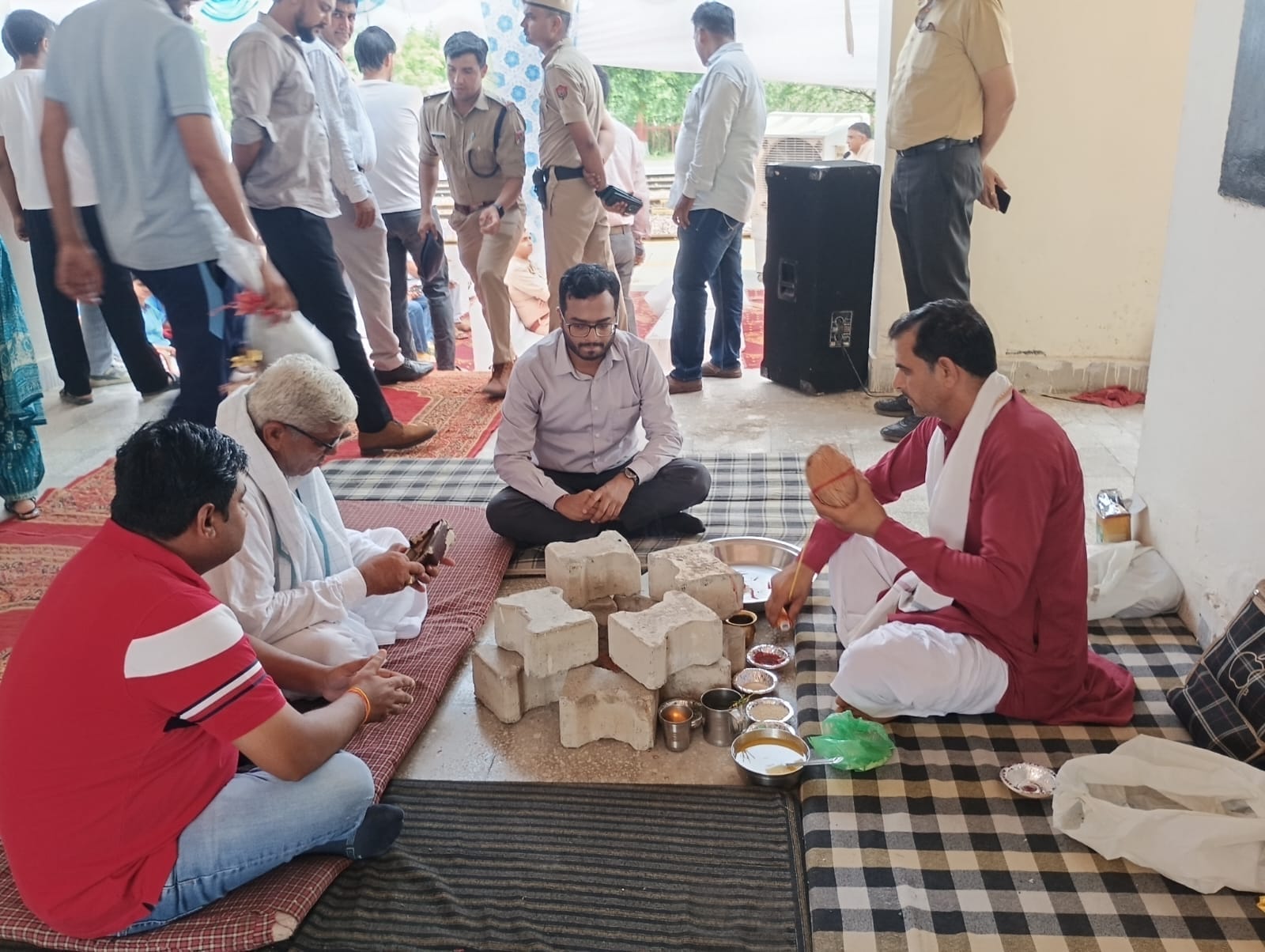 फोटो: सोनीपत रेलवे स्टेशन पर पहुंची हाइड्रोजन ट्रेन का स्वागत करते विकास एवं पंचायत मंत्री कृष् फोटो: सोनीपत रेलवे स्टेशन पर पहुंची हाइड्रोजन ट्रेन का स्वागत करते विकास एवं पंचायत मंत्री कृष्