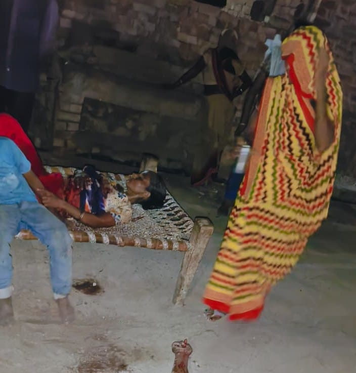 गोलीकांड: गांव बखतपुर में बहन और भांजे को गोली मारने के आरोपी मामा वीर सिंह का घर। संवाद गोलीकांड: गांव बखतपुर में बहन और भांजे को गोली मारने के आरोपी मामा वीर सिंह का घर। संवाद