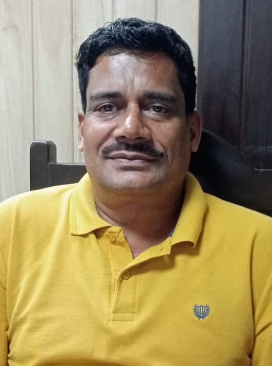 सुखपालनगर औद्योगिक क्षेत्र में भरा गंदा पानी। संवाद सुखपालनगर औद्योगिक क्षेत्र में भरा गंदा पानी। संवाद
