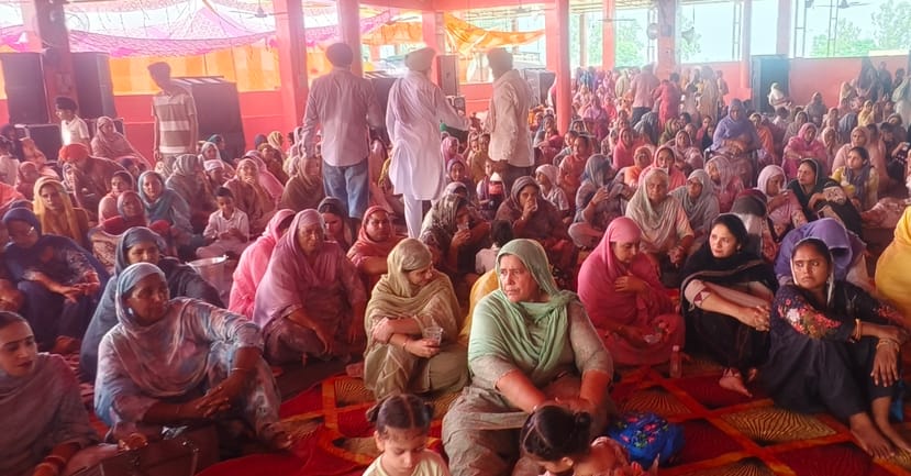 गुरु महिमा का बखान करते राखी जत्थे गुरु महिमा का बखान करते राखी जत्थे