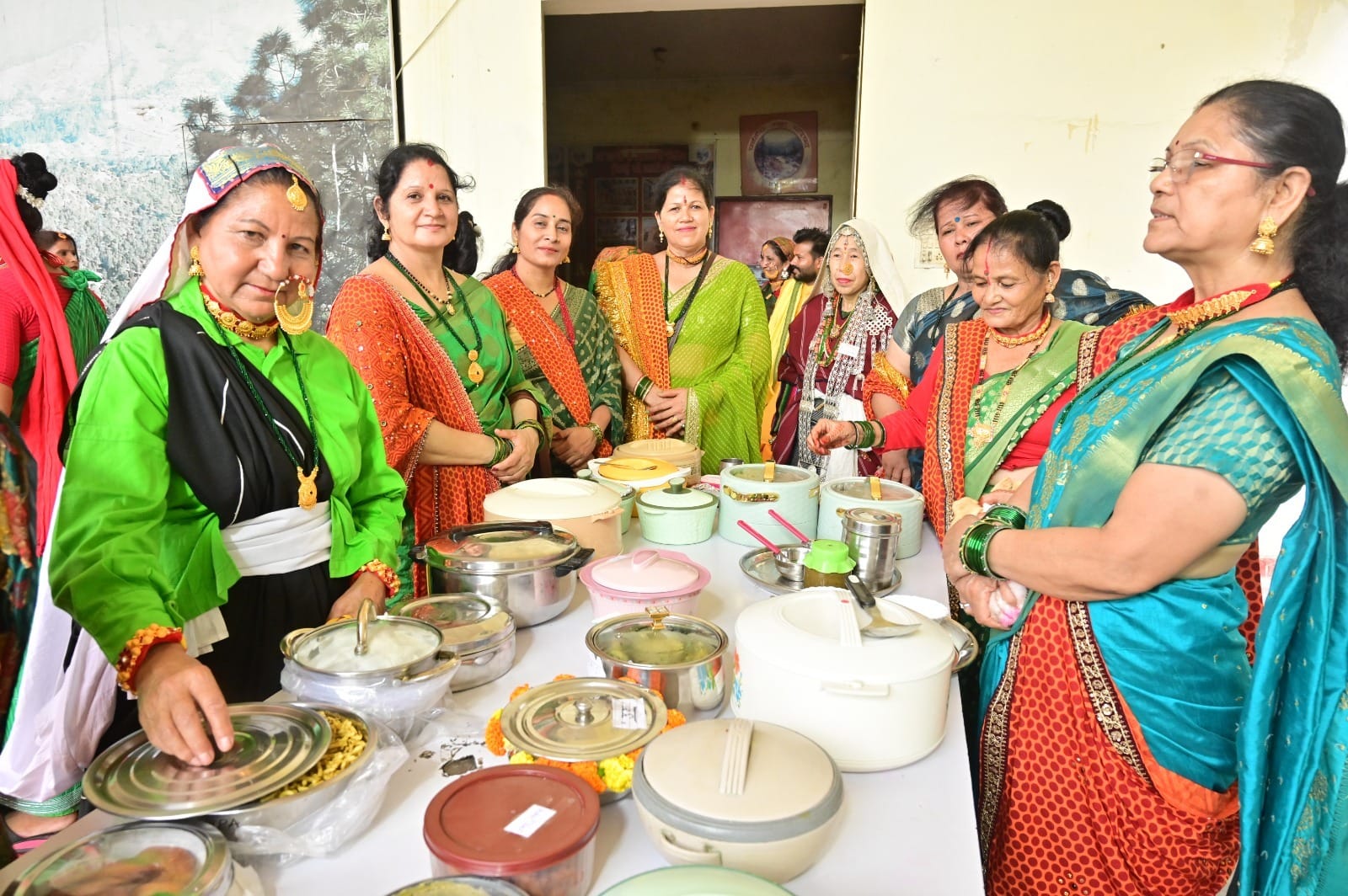 हरेला लोकोत्सव पर बिखेरे उत्तराखंडी संस्कृति के रंग