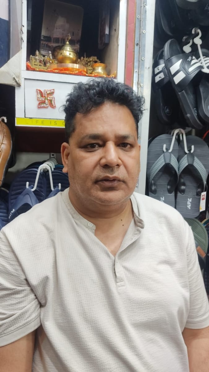 राकेश मेहरा, मंदिर बाजार कांगडा राकेश मेहरा, मंदिर बाजार कांगडा