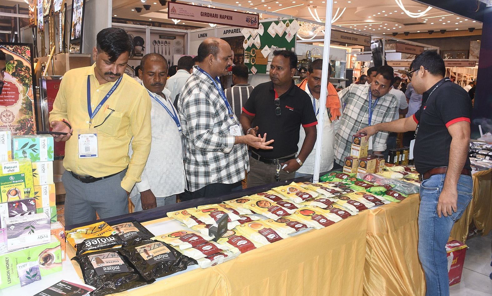अवध कैटरर्स एसोसिएशन के तीन दिवसीय एक्सपो के दूसरे दिन शनिवार को कैटरिंग और हॉस्पिटैलिटी उद्योग