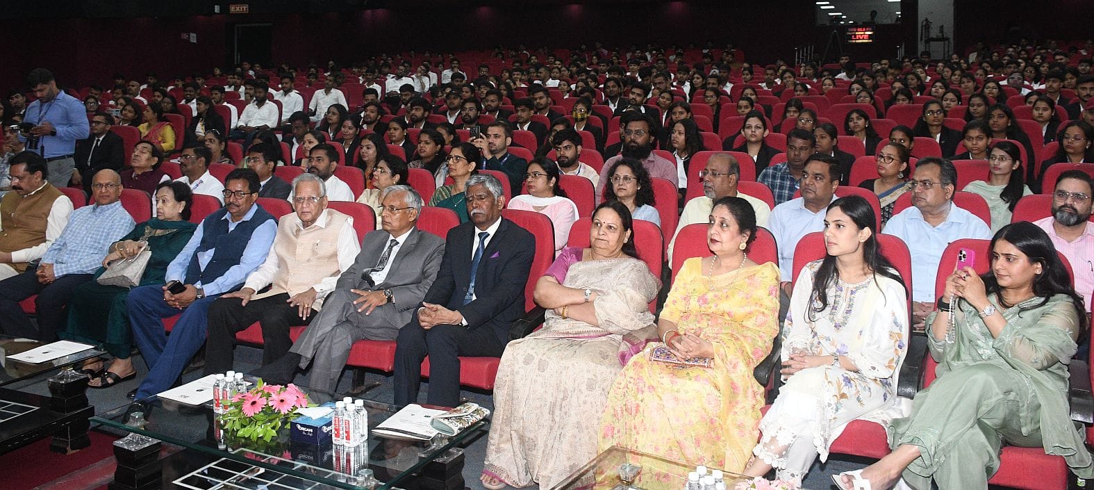 बीबीडी विश्वविद्यालय में हुई मूटकोर्ट प्रतियोगिता बीबीडी विश्वविद्यालय में हुई मूटकोर्ट प्रतियोगिता