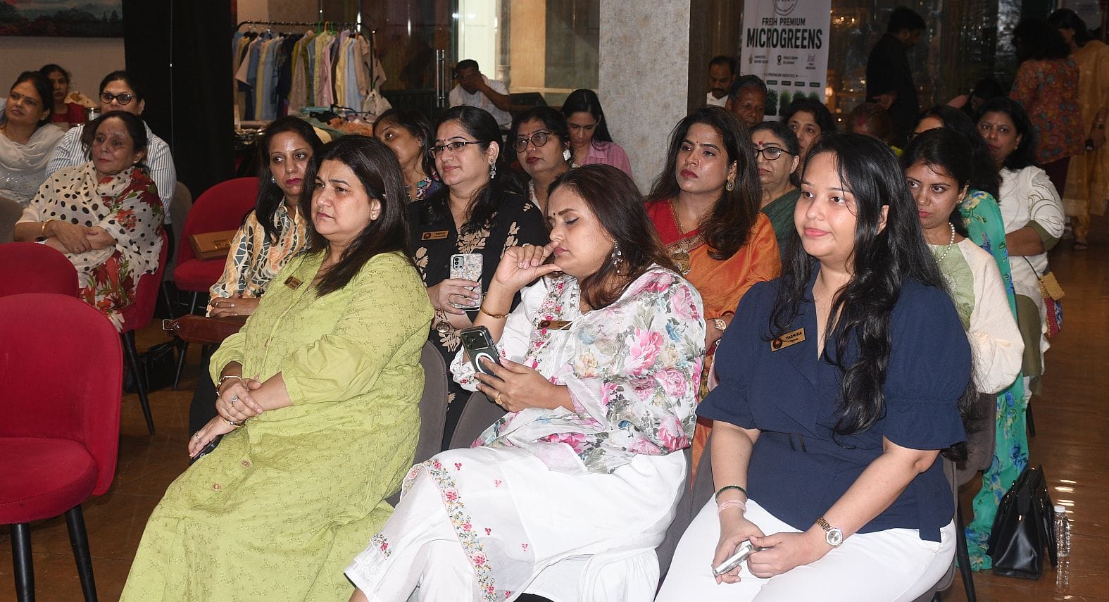 गोमतीनगर स्थित होटल में शनिवार को मंथली बिजनेस कनेक्ट कार्यक्रम हुआ। गोमतीनगर स्थित होटल में शनिवार को मंथली बिजनेस कनेक्ट कार्यक्रम हुआ।