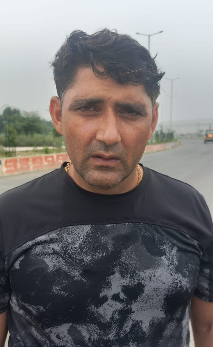 ग्रेटर नोएडा के कासना स्थित घंघौला व मायंचा गांव का नाला। संवाद ग्रेटर नोएडा के कासना स्थित घंघौला व मायंचा गांव का नाला। संवाद