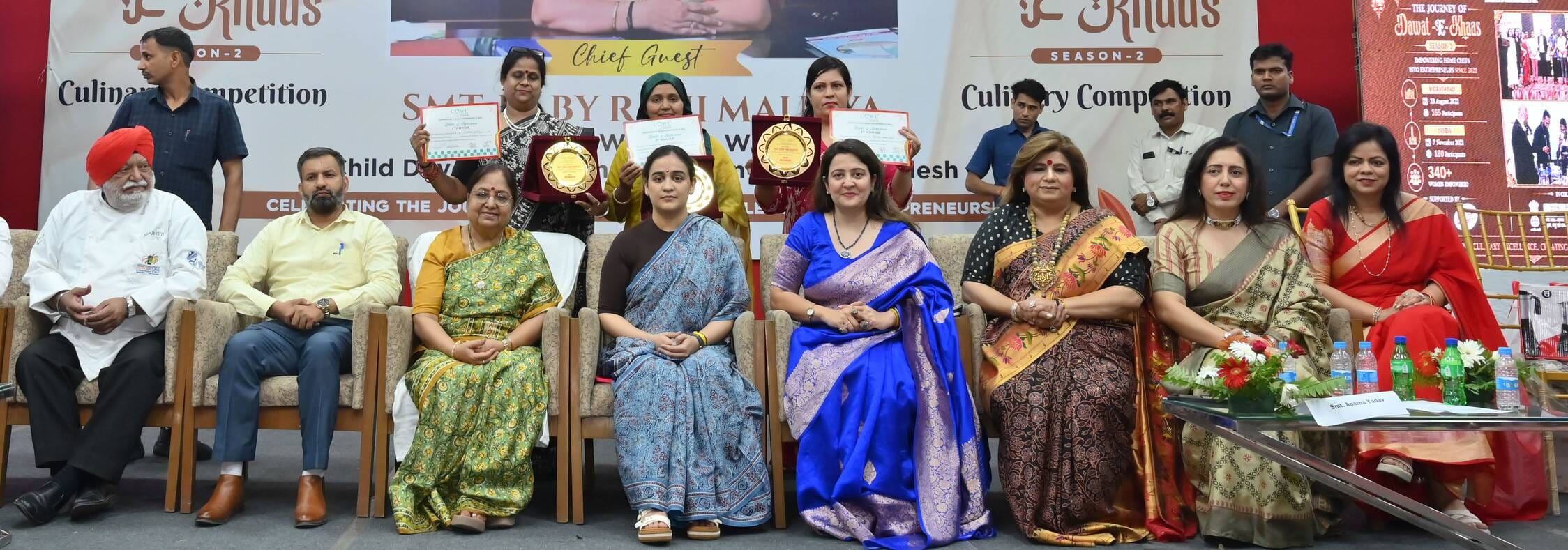 कुकिंग प्रतियोगिता में दिखाया हुनर कुकिंग प्रतियोगिता में दिखाया हुनर