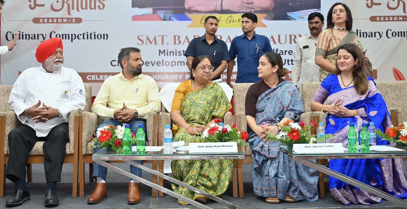 कुकिंग प्रतियोगिता में दिखाया हुनर कुकिंग प्रतियोगिता में दिखाया हुनर