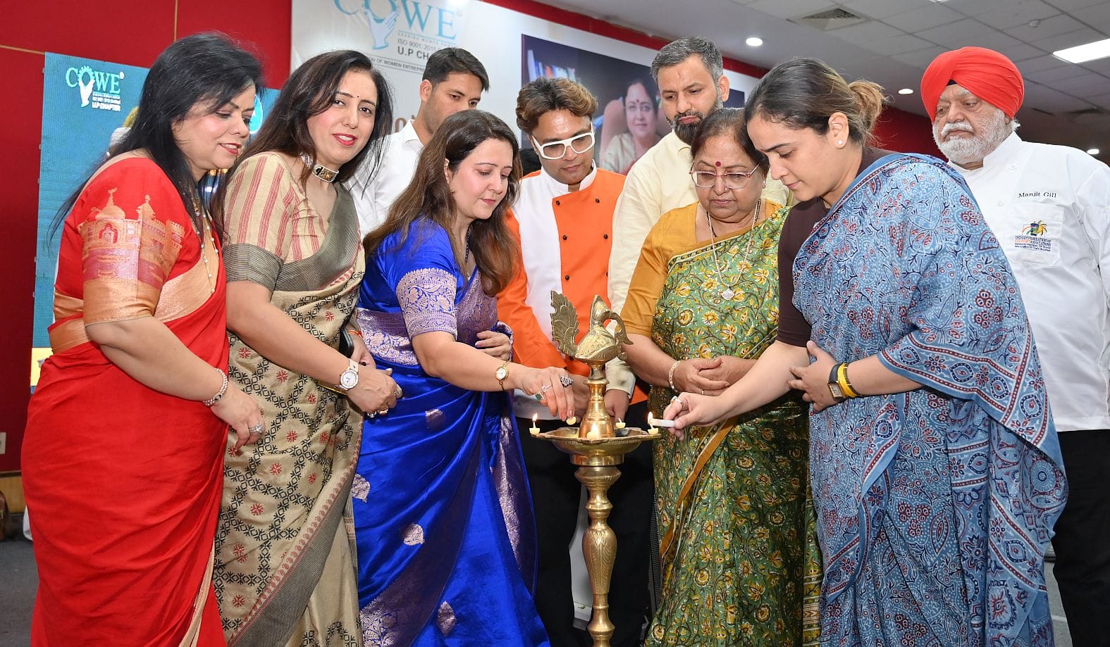 कुकिंग प्रतियोगिता में दिखाया हुनर कुकिंग प्रतियोगिता में दिखाया हुनर