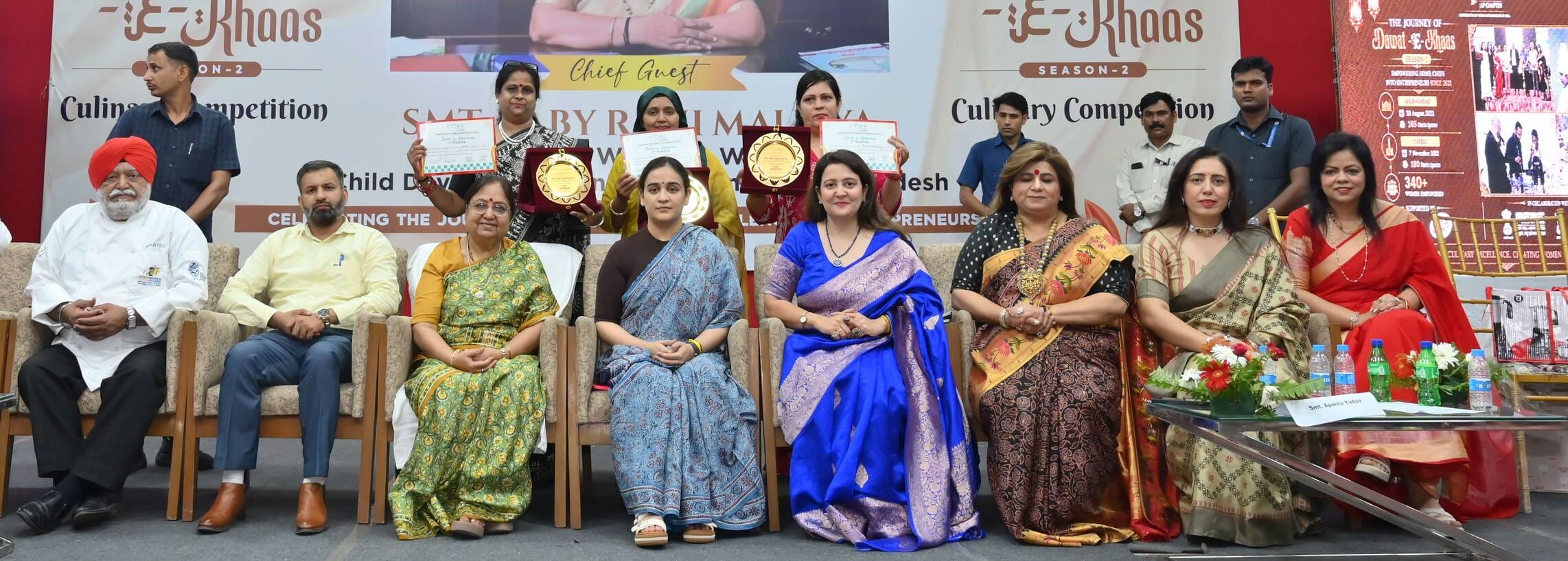 कुकिंग प्रतियोगिता में दिखाया हुनर कुकिंग प्रतियोगिता में दिखाया हुनर