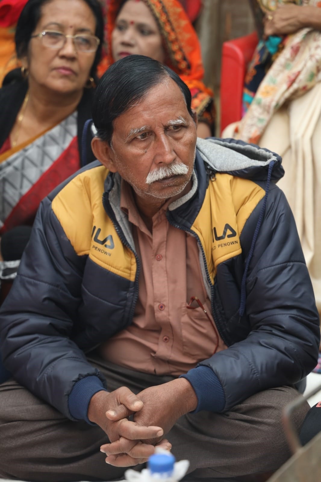 नगर के देपीपुरा में विलाप करते मृतक रामप्रताप के परिजन। संवाद नगर के देपीपुरा में विलाप करते मृतक रामप्रताप के परिजन। संवाद
